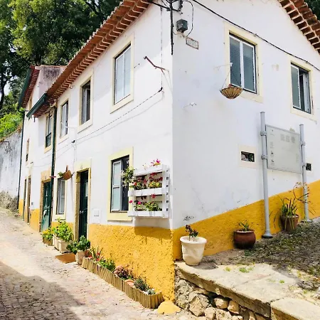 Pe Do Castelo - Casinha Tomar